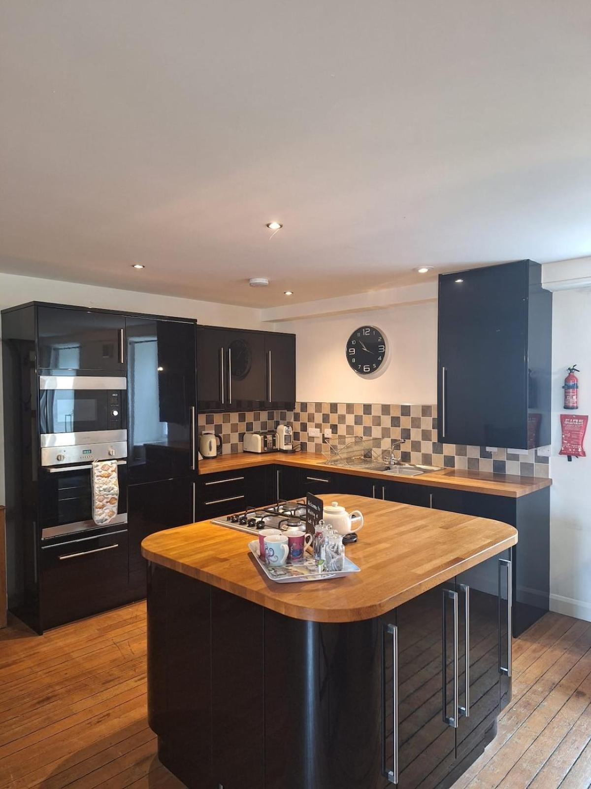 Lot 4, The Old Auction Rooms, With Parking Apartment Whitby